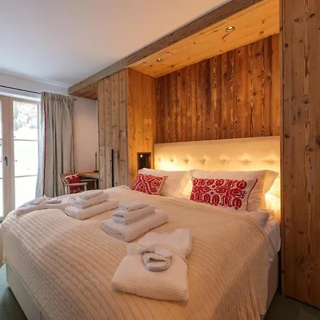 St Anton Luxury Ski 4 Bedrooms Apartment *